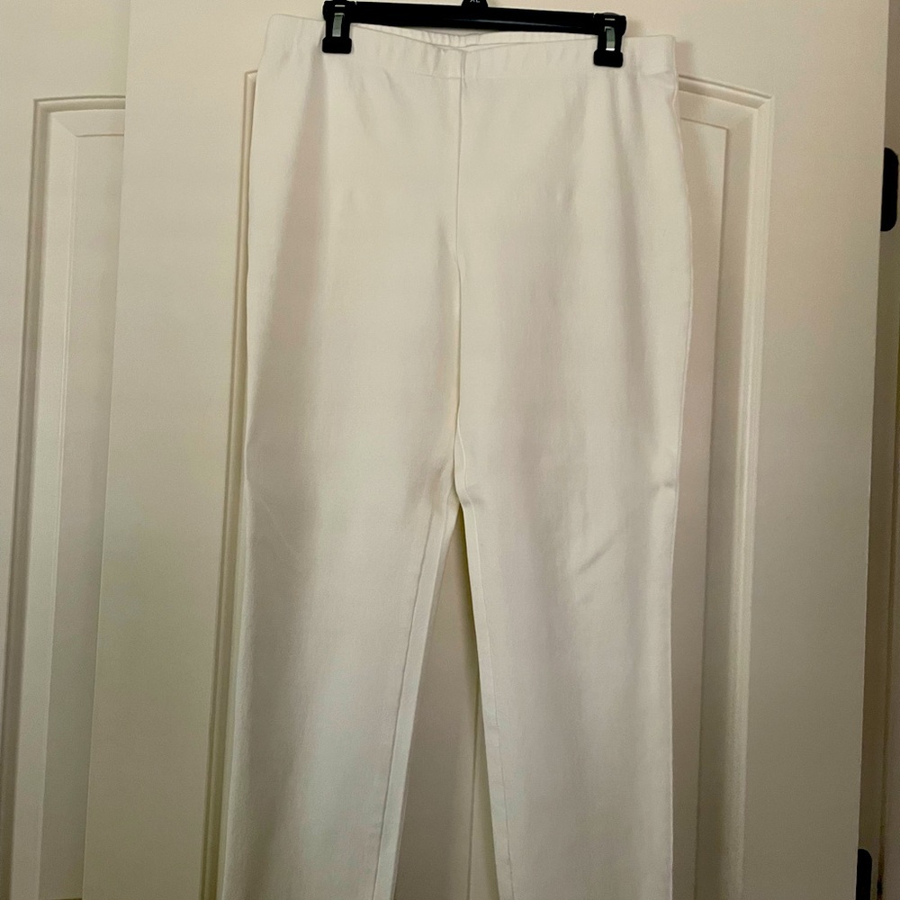 Karen Kane cream stretch pull on pants with the elastic waistband